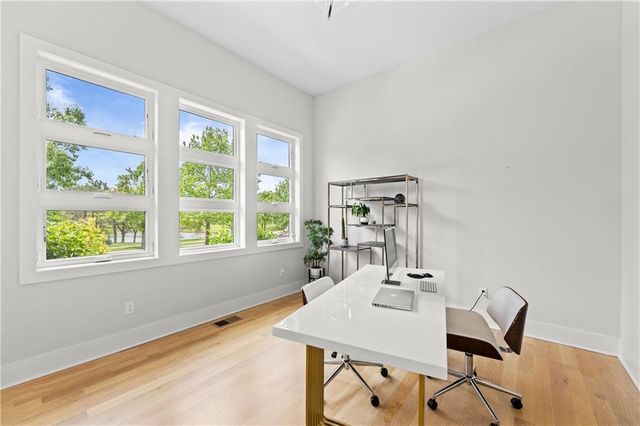 10114 W 152ND Terrace, Overland Park, KS 66221