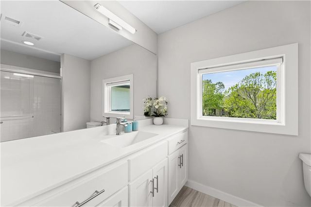 10114 W 152ND Terrace, Overland Park, KS 66221