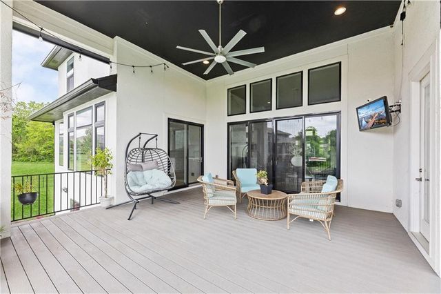 10114 W 152ND Terrace, Overland Park, KS 66221