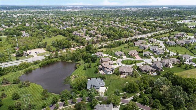 10114 W 152ND Terrace, Overland Park, KS 66221