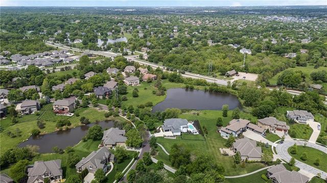 10114 W 152ND Terrace, Overland Park, KS 66221