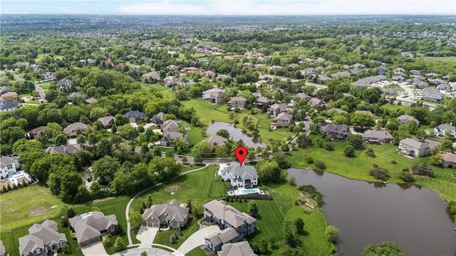 10114 W 152ND Terrace, Overland Park, KS 66221