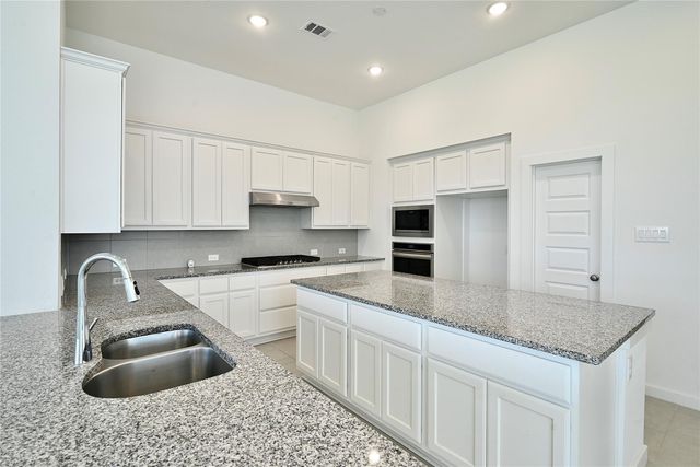23719 Sweeny Valley Drive, Richmond, TX 77469