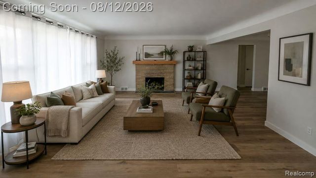 14111 Hillcrest Street, Livonia, MI 48154