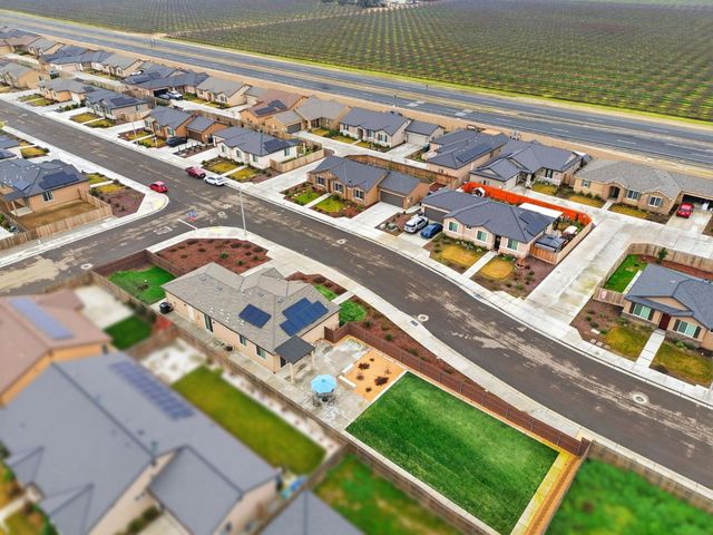 3125 Seymour Street, Tulare, CA 93274