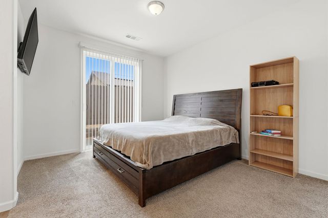 3125 Seymour Street, Tulare, CA 93274