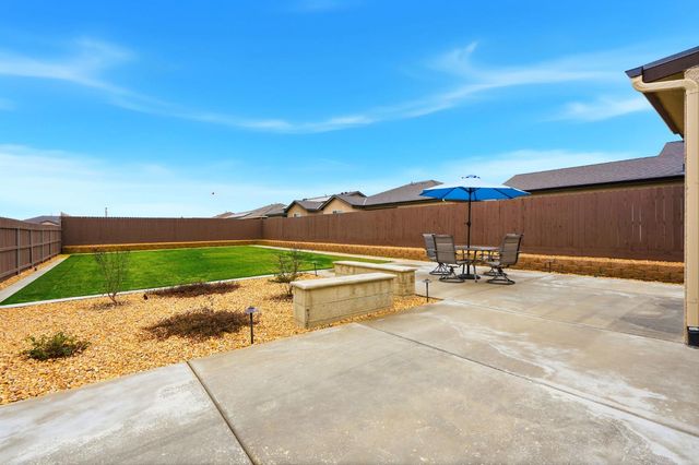 3125 Seymour Street, Tulare, CA 93274