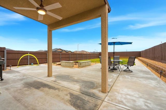 3125 Seymour Street, Tulare, CA 93274