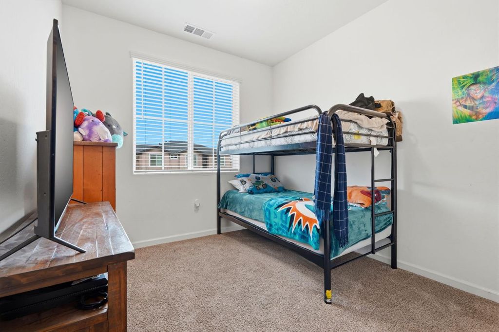 Image 38 of property listing at 3125 Seymour Street, Tulare, CA 93274