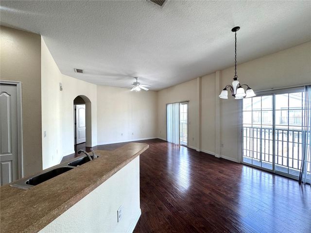 1985 ESTANCIA CIRCLE, Kissimmee, FL 34741