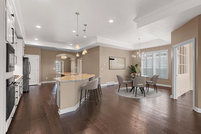 200 RACCOON BERRY WAY, Green Bay, WI 54311