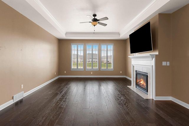 200 RACCOON BERRY WAY, Green Bay, WI 54311