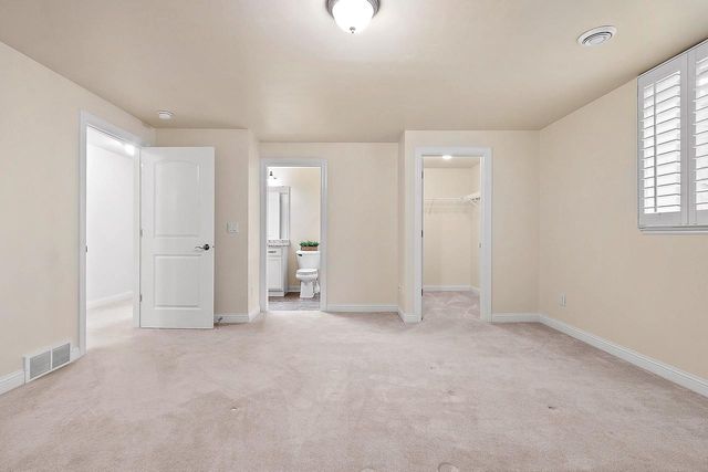 200 RACCOON BERRY WAY, Green Bay, WI 54311