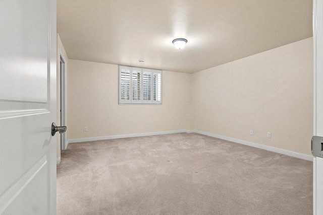 200 RACCOON BERRY WAY, Green Bay, WI 54311
