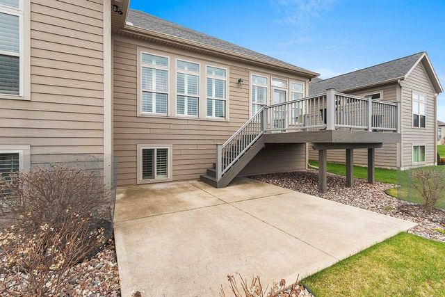 200 RACCOON BERRY WAY, Green Bay, WI 54311