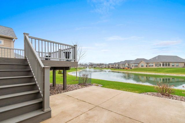 200 RACCOON BERRY WAY, Green Bay, WI 54311