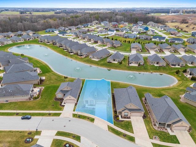 200 RACCOON BERRY WAY, Green Bay, WI 54311