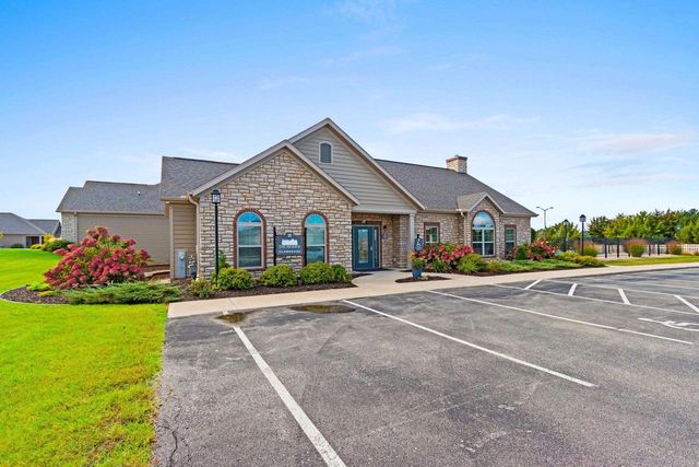 200 RACCOON BERRY WAY, Green Bay, WI 54311