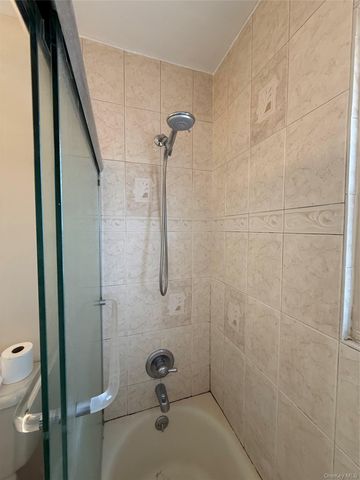 61 wall, Farmingdale, NY 11735