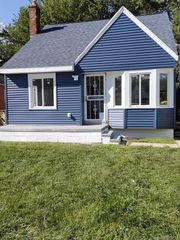 16291 Fairmount Drive, Detroit, MI 48205