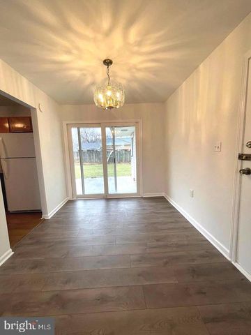 1100 N STERLING BLVD, Sterling, VA 20164