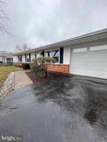 1100 N STERLING BLVD, Sterling, VA 20164