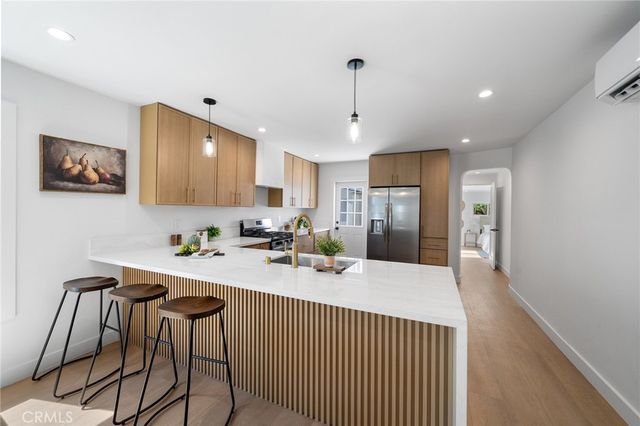 5931 5th, Los Angeles, CA 90043