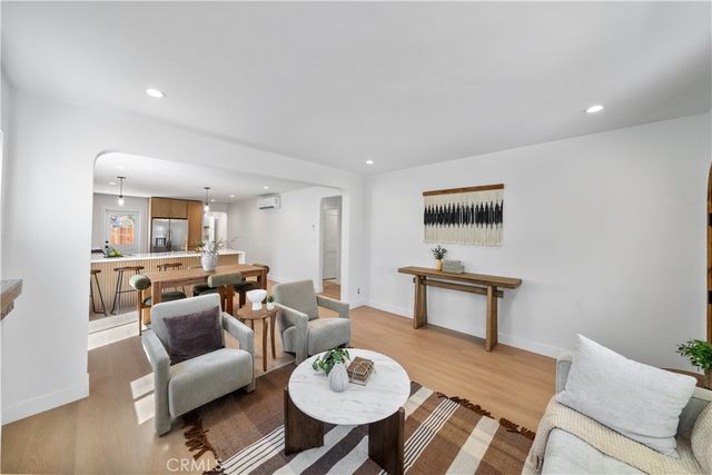 5931 5th, Los Angeles, CA 90043