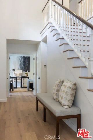 3217 Longridge, Sherman Oaks, CA 91423