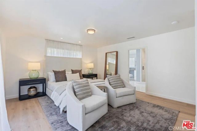 3217 Longridge, Sherman Oaks, CA 91423