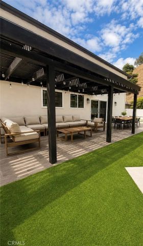 3217 Longridge, Sherman Oaks, CA 91423