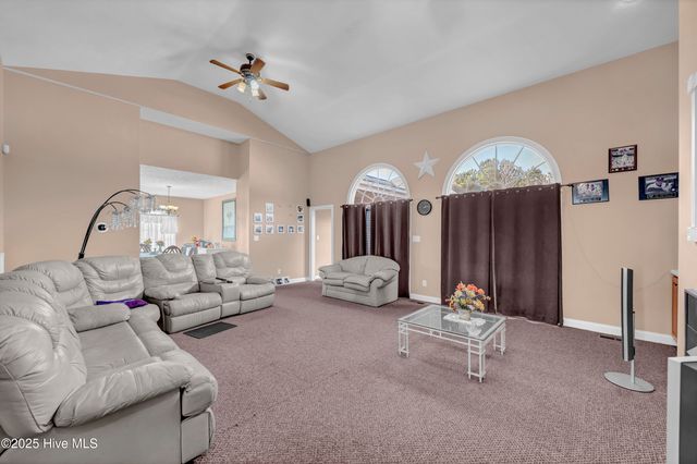 701 Best Road, Whiteville, NC 28472