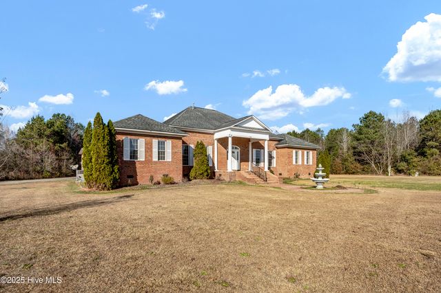 701 Best Road, Whiteville, NC 28472