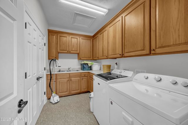 701 Best Road, Whiteville, NC 28472