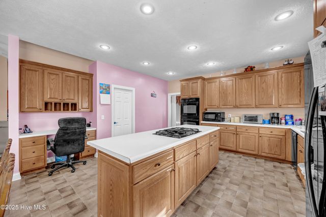 701 Best Road, Whiteville, NC 28472