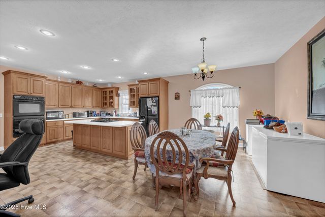 701 Best Road, Whiteville, NC 28472