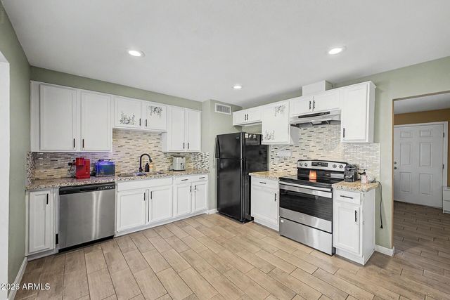 11416 N 112TH Drive, Youngtown, AZ 85363