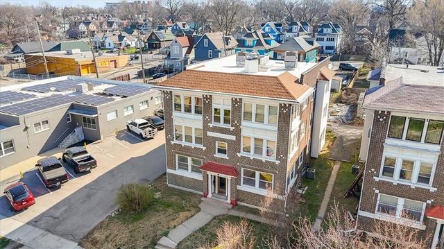 3311 Gillham Road 2N, Kansas City, MO 64109