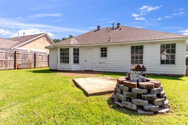 2783 VAN DER VEER DR, Memphis, TN 38133
