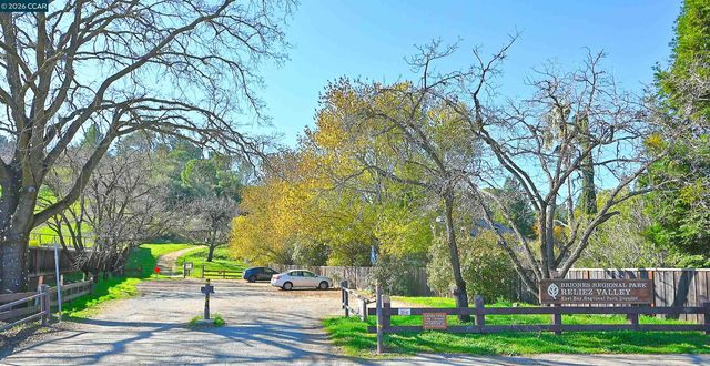 137 Haslemere, Lafayette, CA 94549