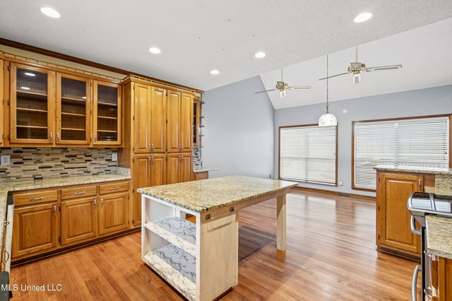 4441 Big Horn Drive, Nesbit, MS 38651