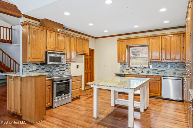 4441 Big Horn Drive, Nesbit, MS 38651