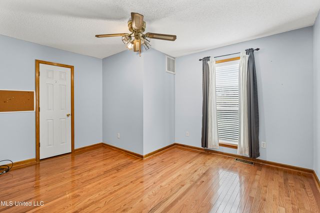 4441 Big Horn Drive, Nesbit, MS 38651