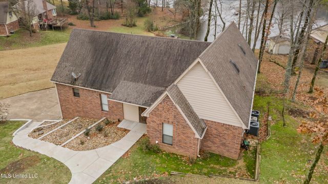 4441 Big Horn Drive, Nesbit, MS 38651