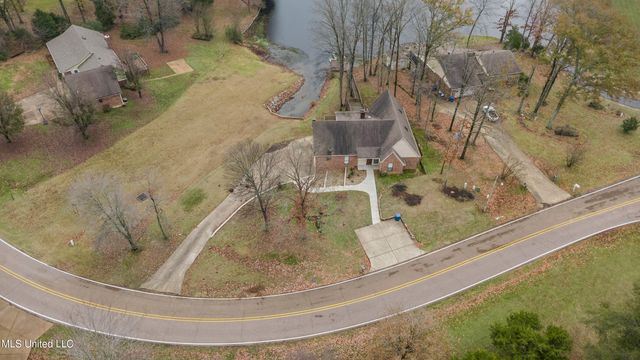 4441 Big Horn Drive, Nesbit, MS 38651