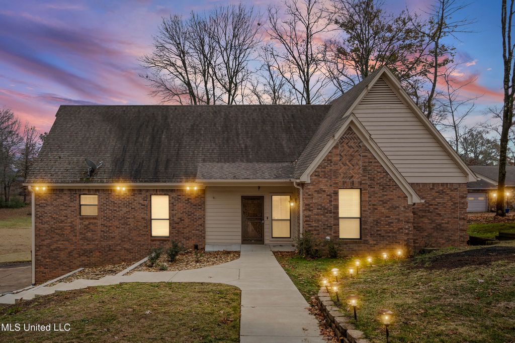 4441 Big Horn Drive, Nesbit, MS 38651