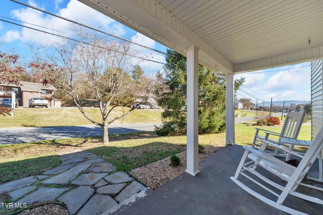 411 West Main Boulevard, Church Hill, TN 37642