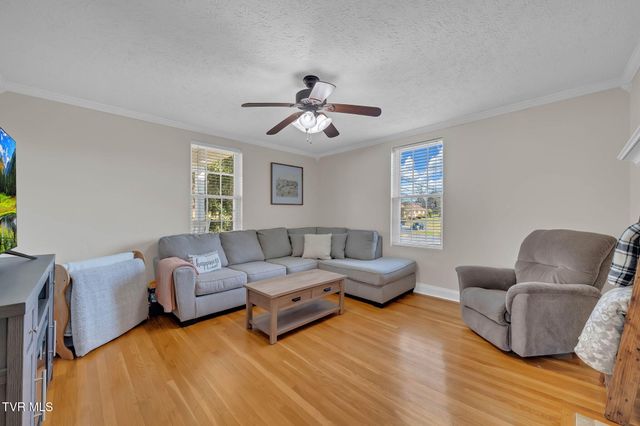 411 West Main Boulevard, Church Hill, TN 37642