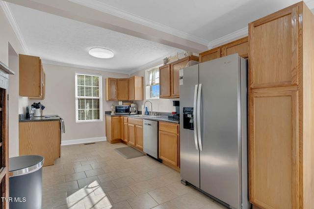 411 West Main Boulevard, Church Hill, TN 37642