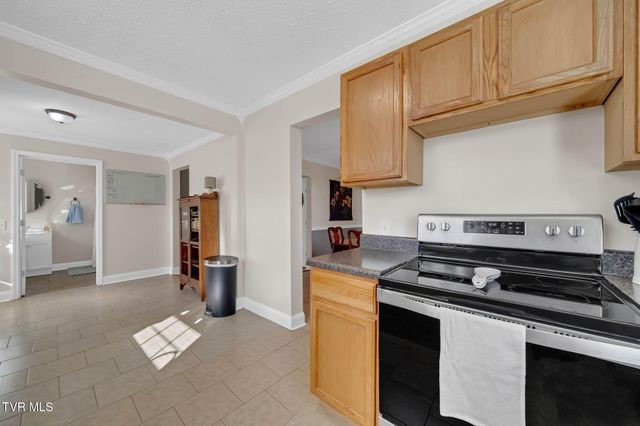 411 West Main Boulevard, Church Hill, TN 37642